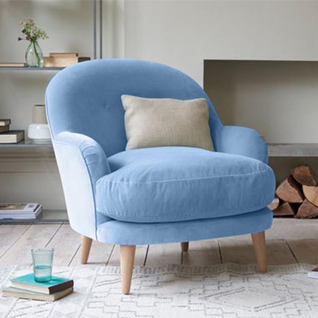 كرسي ازرق سماوي قطيفة كرسي ازرق سماوي قطيفة